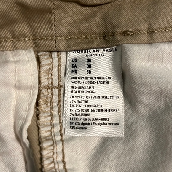 Men’s American Eagle Flat Front Shorts - Picture 4 of 5